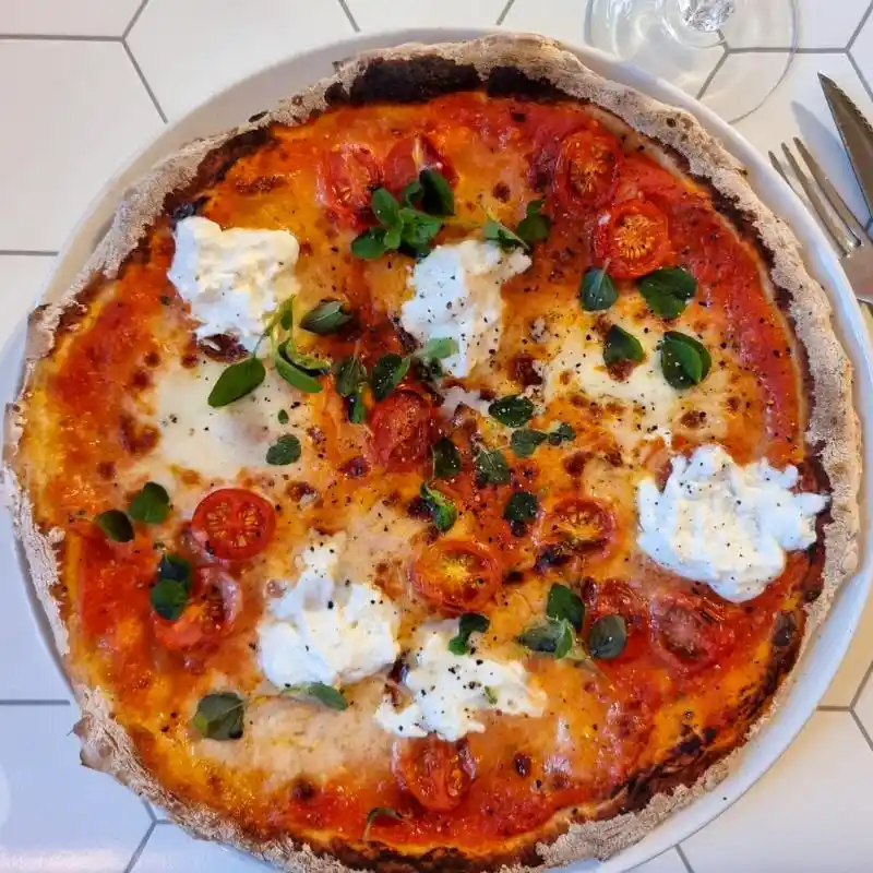 Pizzadeg recept - världens bästa pizza