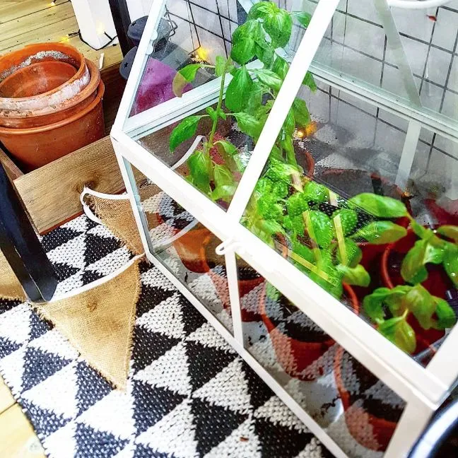 Inred uterummet med detaljer