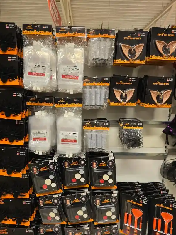 Dollarstore Halloween droppåse, alvöron, spruta, spindel, teatersmink